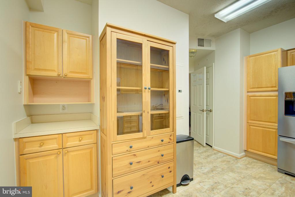 19365 CYPRESS RIDGE TERRACE Unit: 821