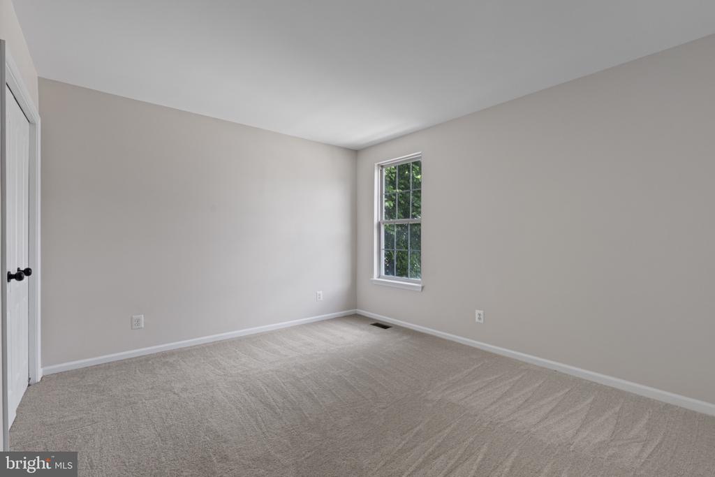 43290 RUSH RUN TERRACE