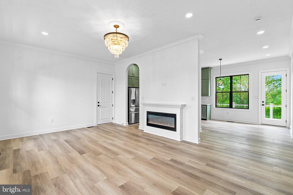 45 S LOUDOUN STREET Unit: A-1