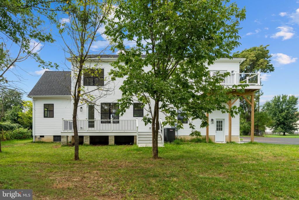 45 S LOUDOUN STREET Unit: A-1