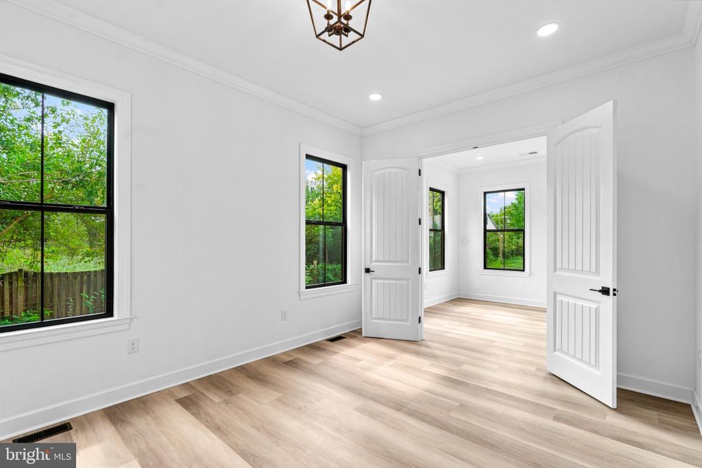 45 S LOUDOUN STREET Unit: A-1