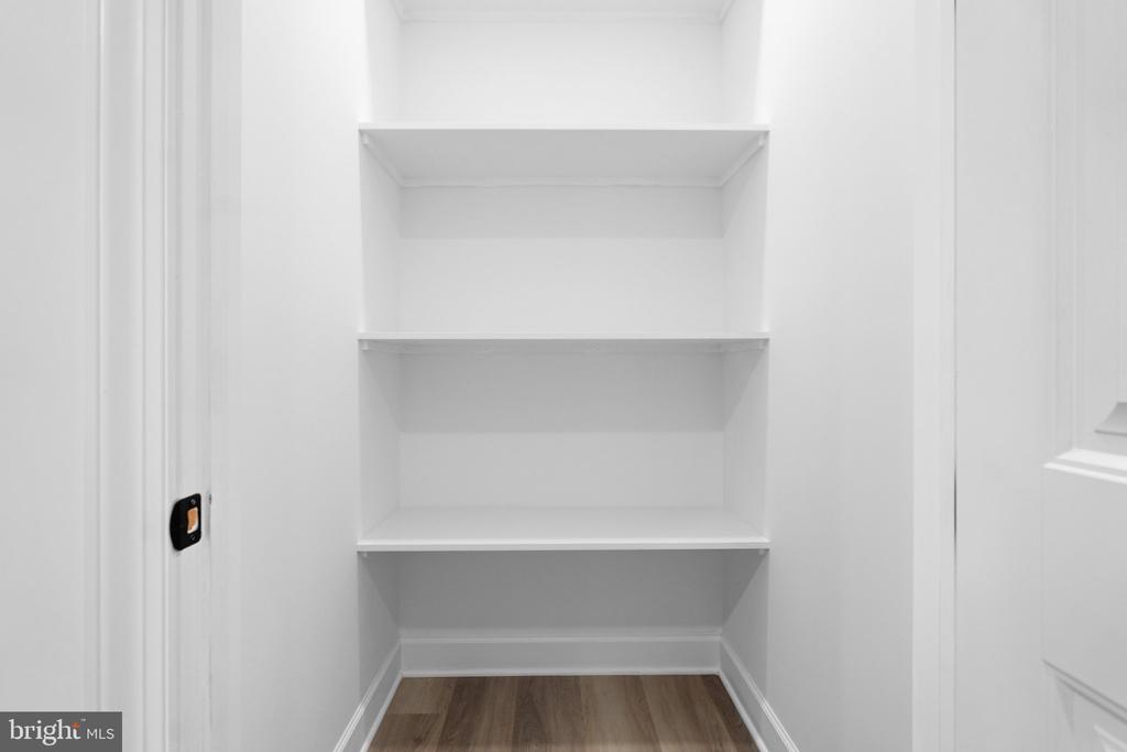 45 S LOUDOUN STREET Unit: A-1