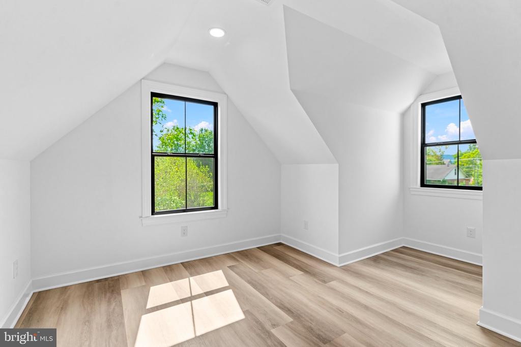 45 S LOUDOUN STREET Unit: A-1