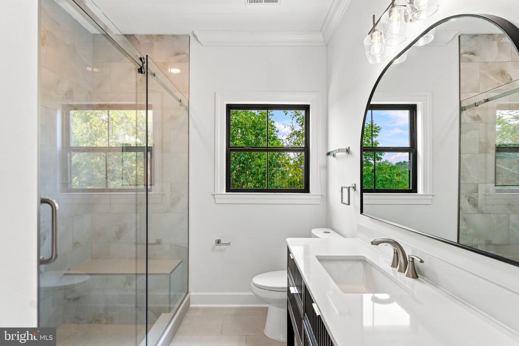 45 S LOUDOUN STREET Unit: A-1