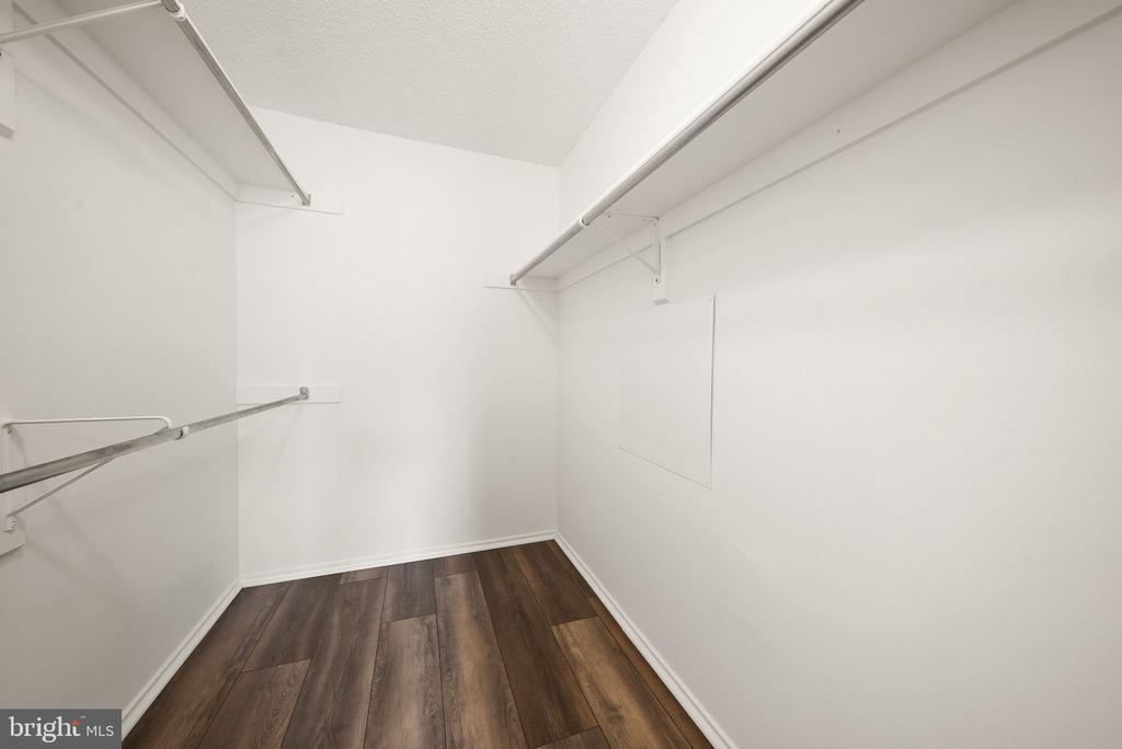 21033 TIMBER RIDGE TERRACE Unit: 201
