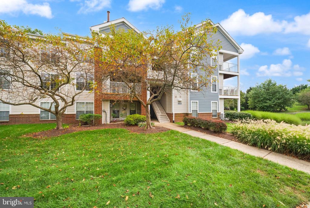21033 TIMBER RIDGE TERRACE Unit: 201
