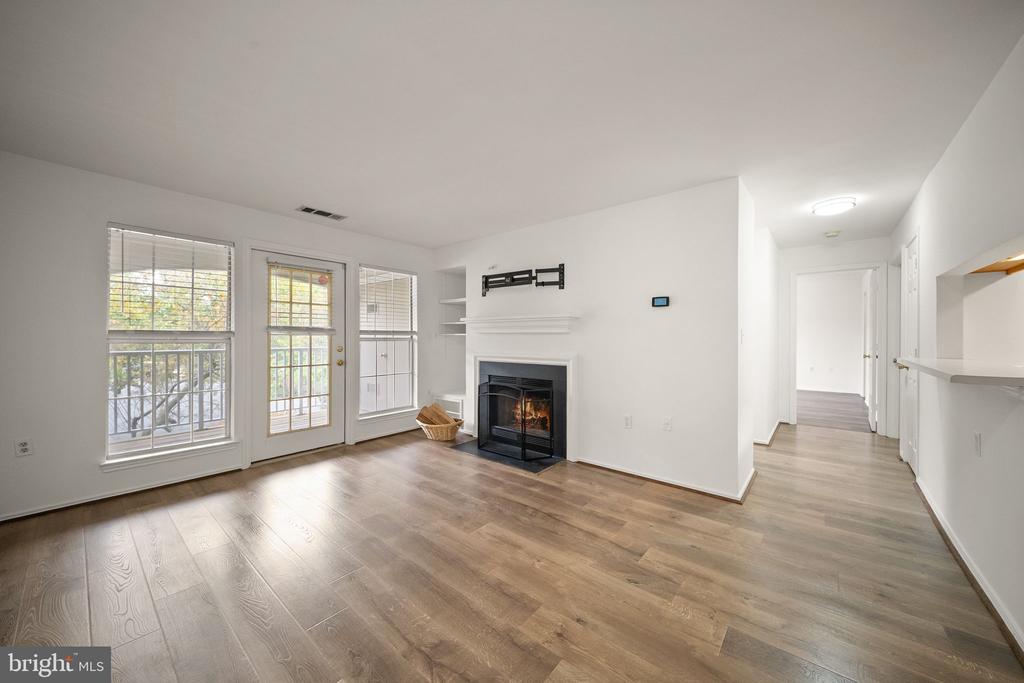 21033 TIMBER RIDGE TERRACE Unit: 201