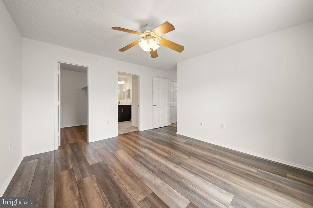21033 TIMBER RIDGE TERRACE Unit: 201