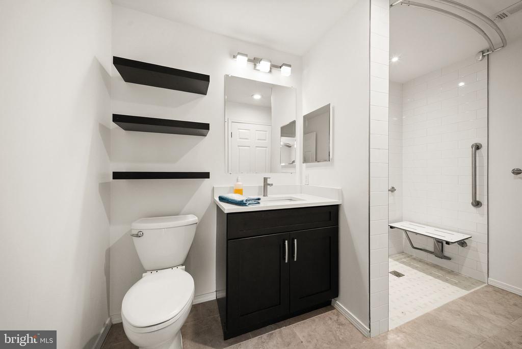 21033 TIMBER RIDGE TERRACE Unit: 201