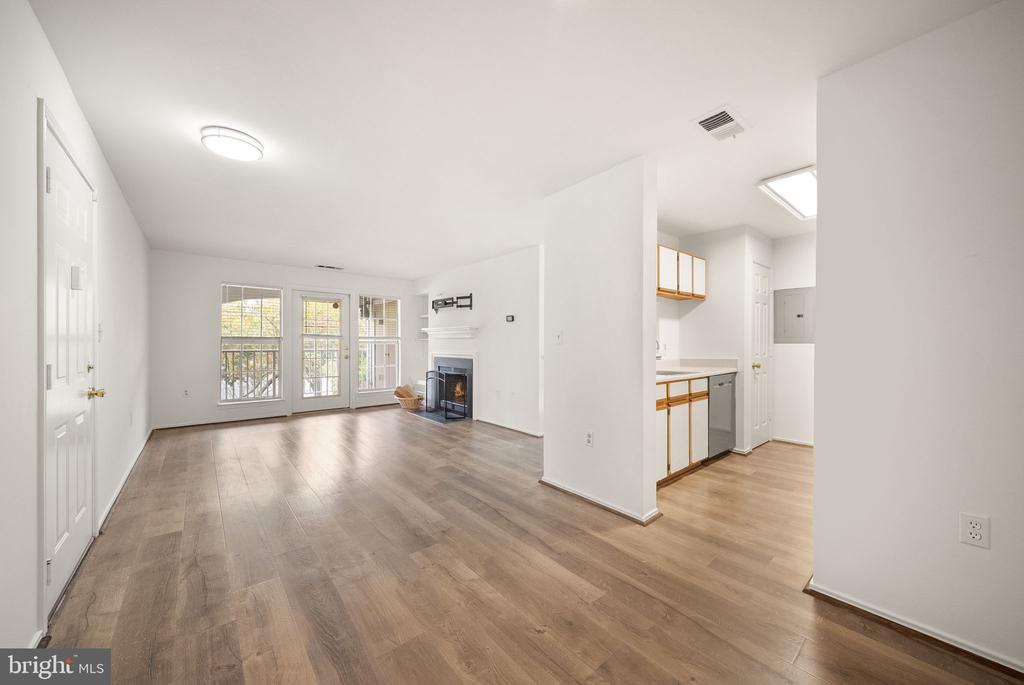 21033 TIMBER RIDGE TERRACE Unit: 201