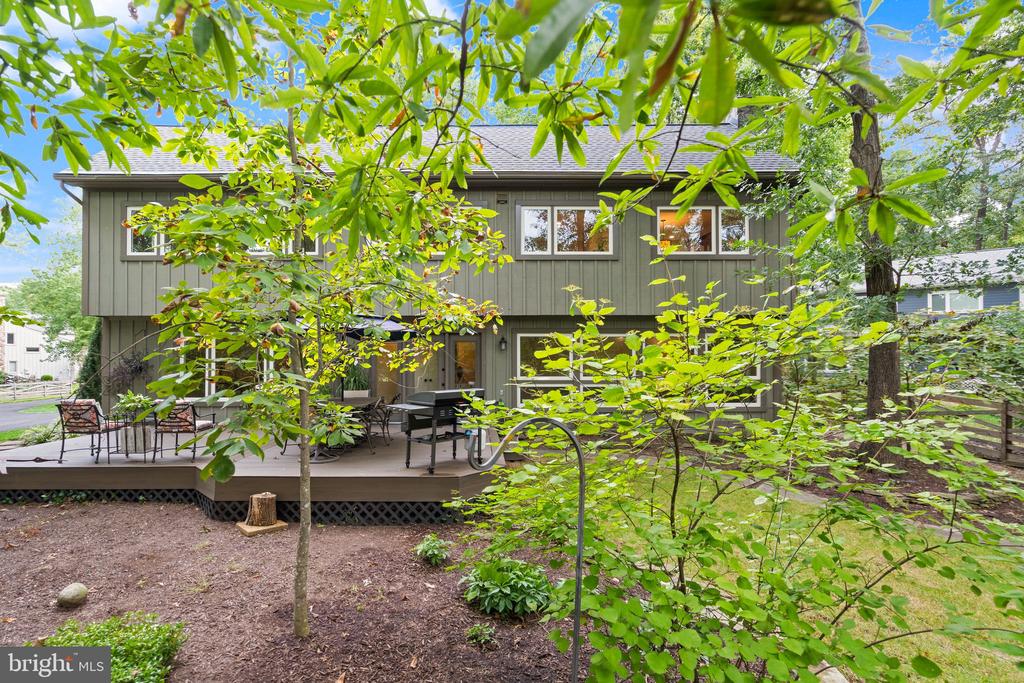 14 WILTSHIRE COURT E