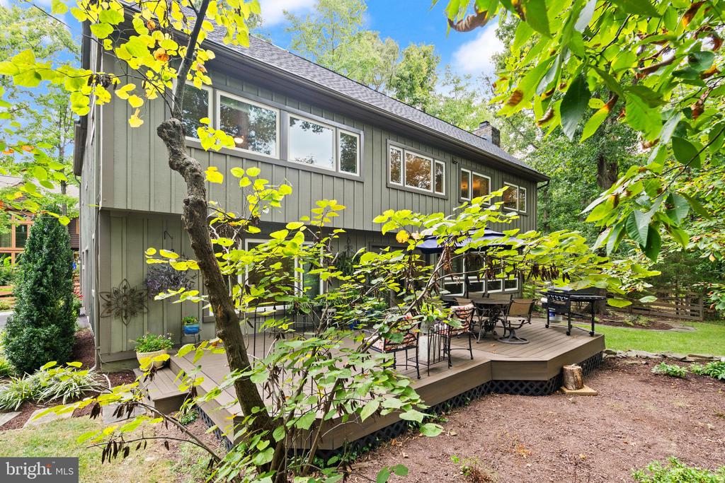14 WILTSHIRE COURT E