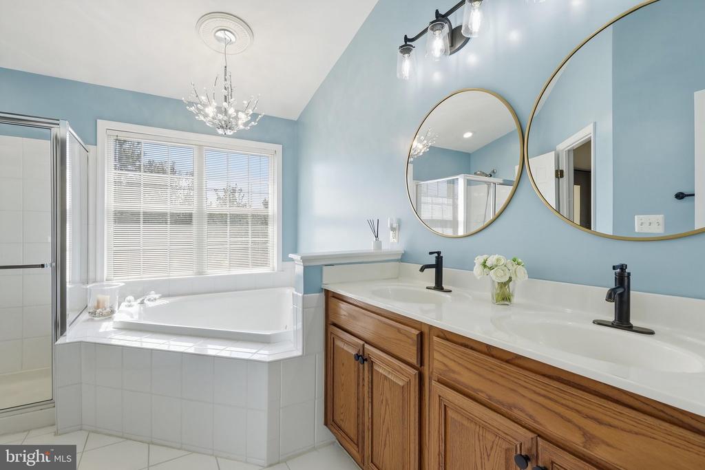 24699 SILTSTONE SQUARE