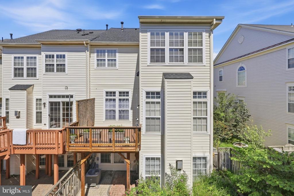24699 SILTSTONE SQUARE