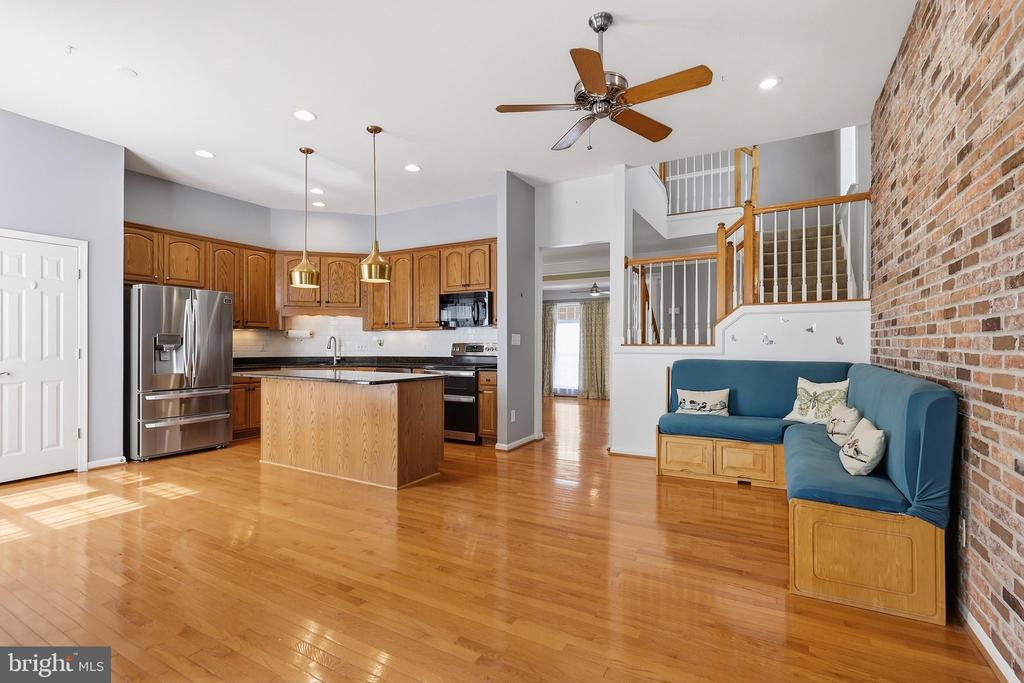 24699 SILTSTONE SQUARE