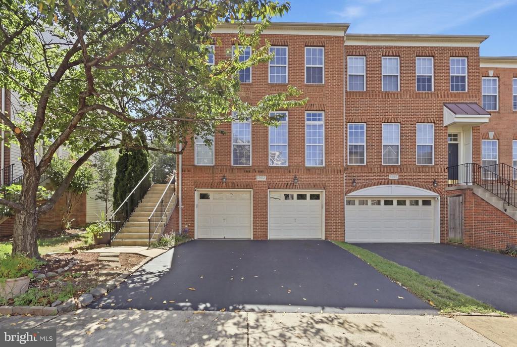24699 SILTSTONE SQUARE