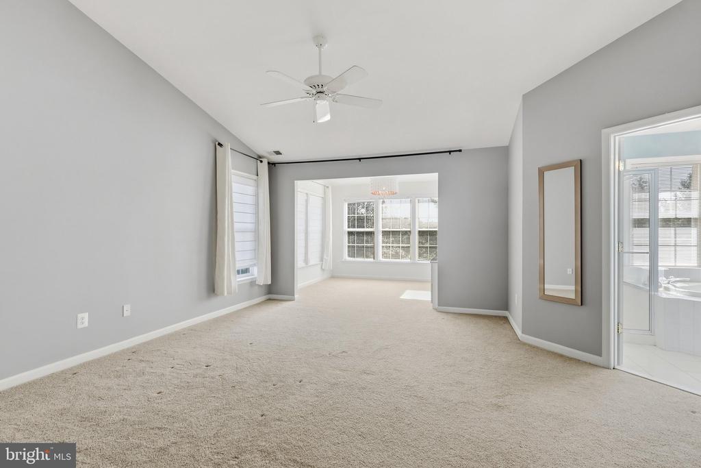 24699 SILTSTONE SQUARE