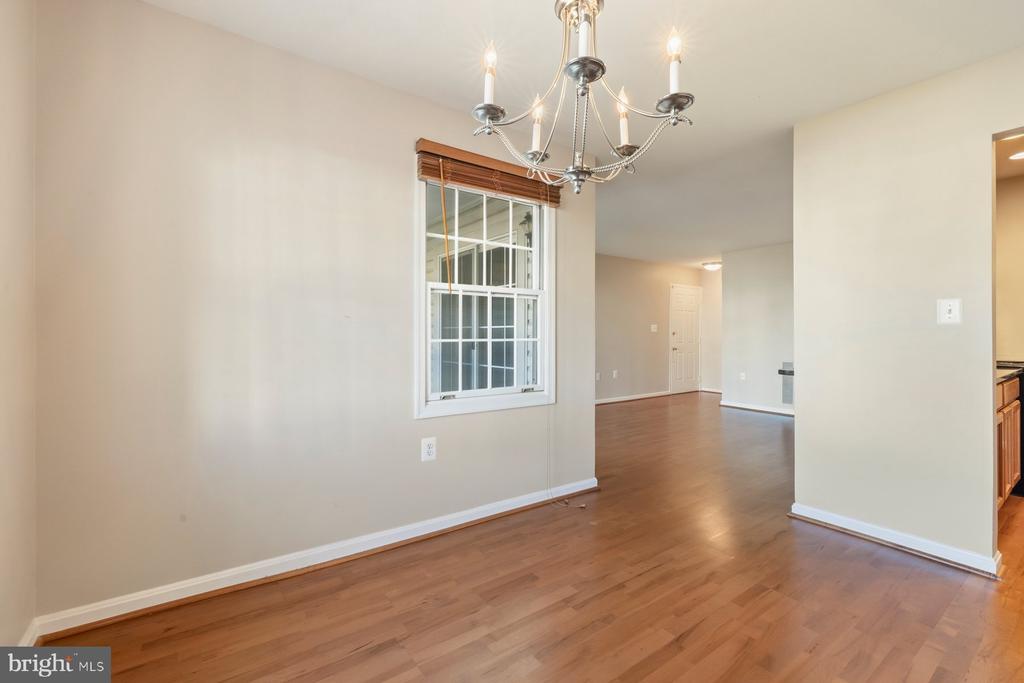 105 WESTWICK COURT Unit: 6