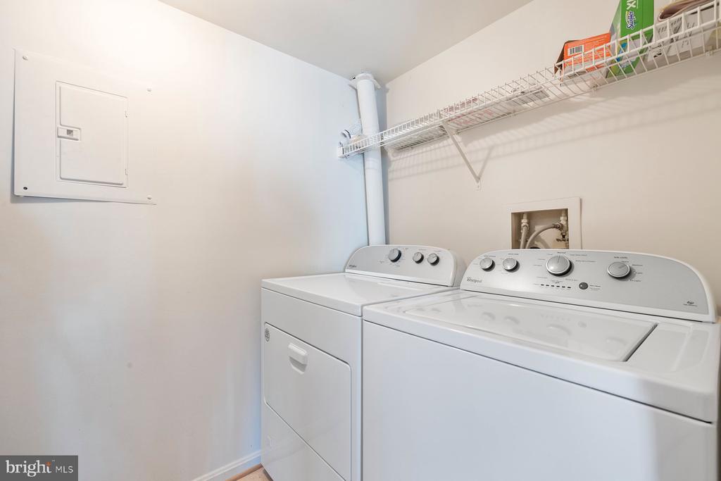 105 WESTWICK COURT Unit: 6