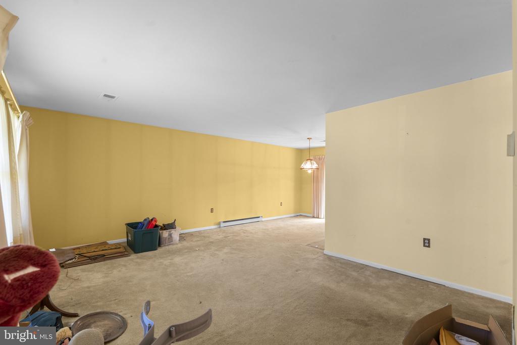 1706 N STERLING BOULEVARD