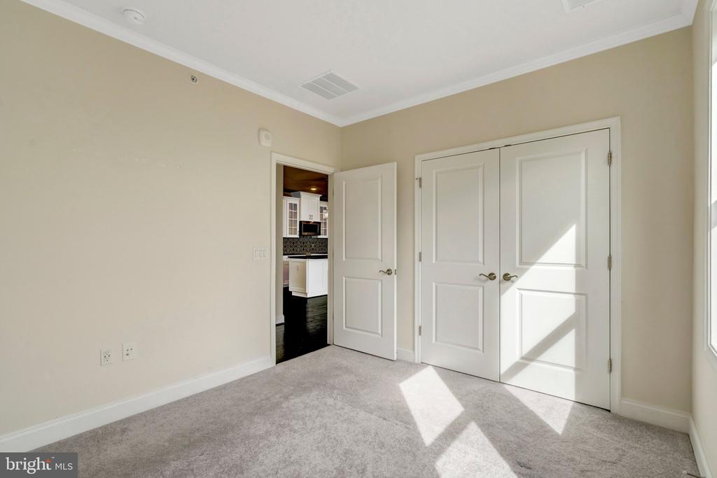 23630 HAVELOCK WALK TERRACE Unit: 410