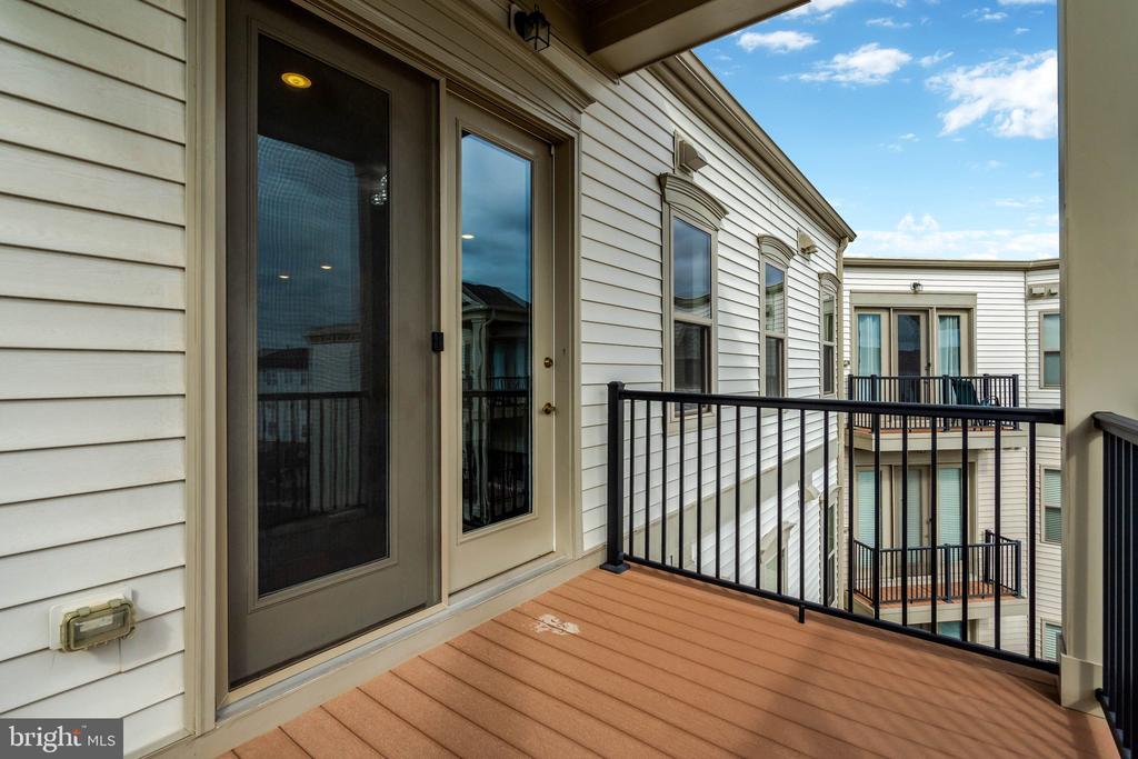 23630 HAVELOCK WALK TERRACE Unit: 410