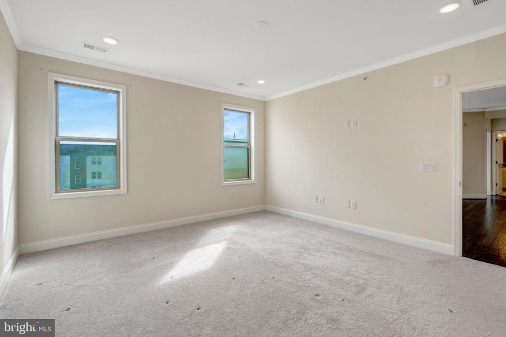 23630 HAVELOCK WALK TERRACE Unit: 410