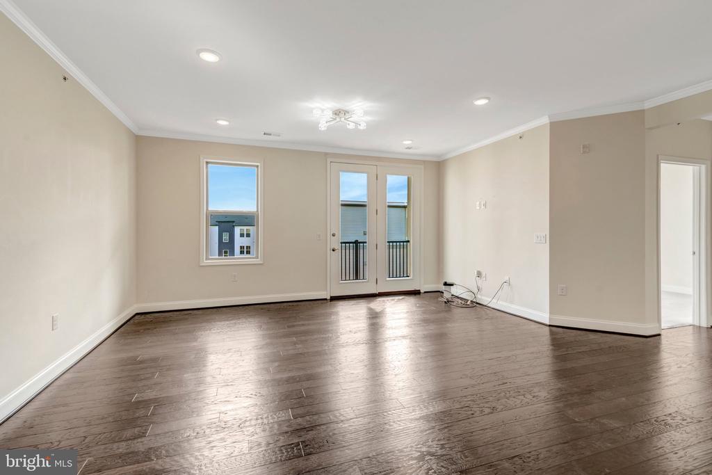 23630 HAVELOCK WALK TERRACE Unit: 410