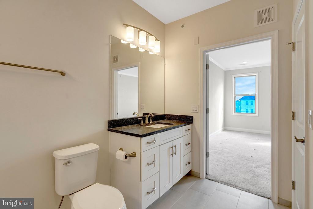 23630 HAVELOCK WALK TERRACE Unit: 410