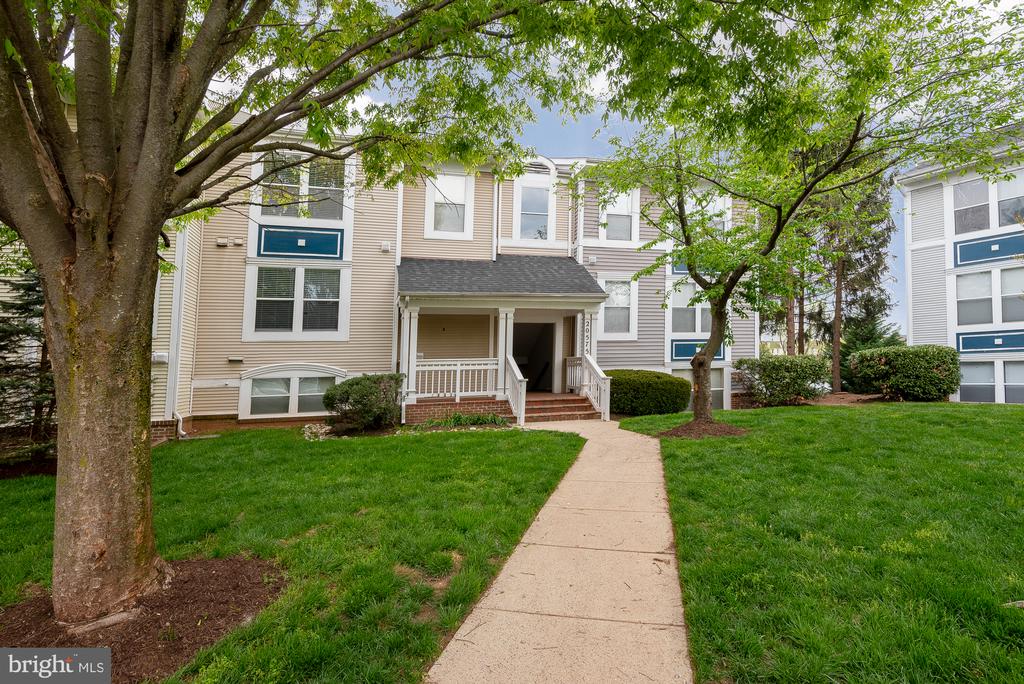 20575 SNOWSHOE SQUARE Unit: 202