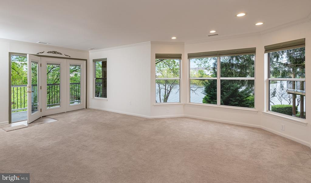 20575 SNOWSHOE SQUARE Unit: 202
