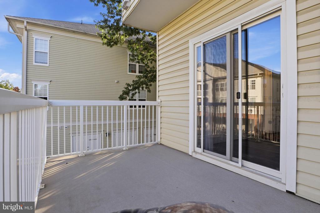 42461 ROCKROSE SQUARE