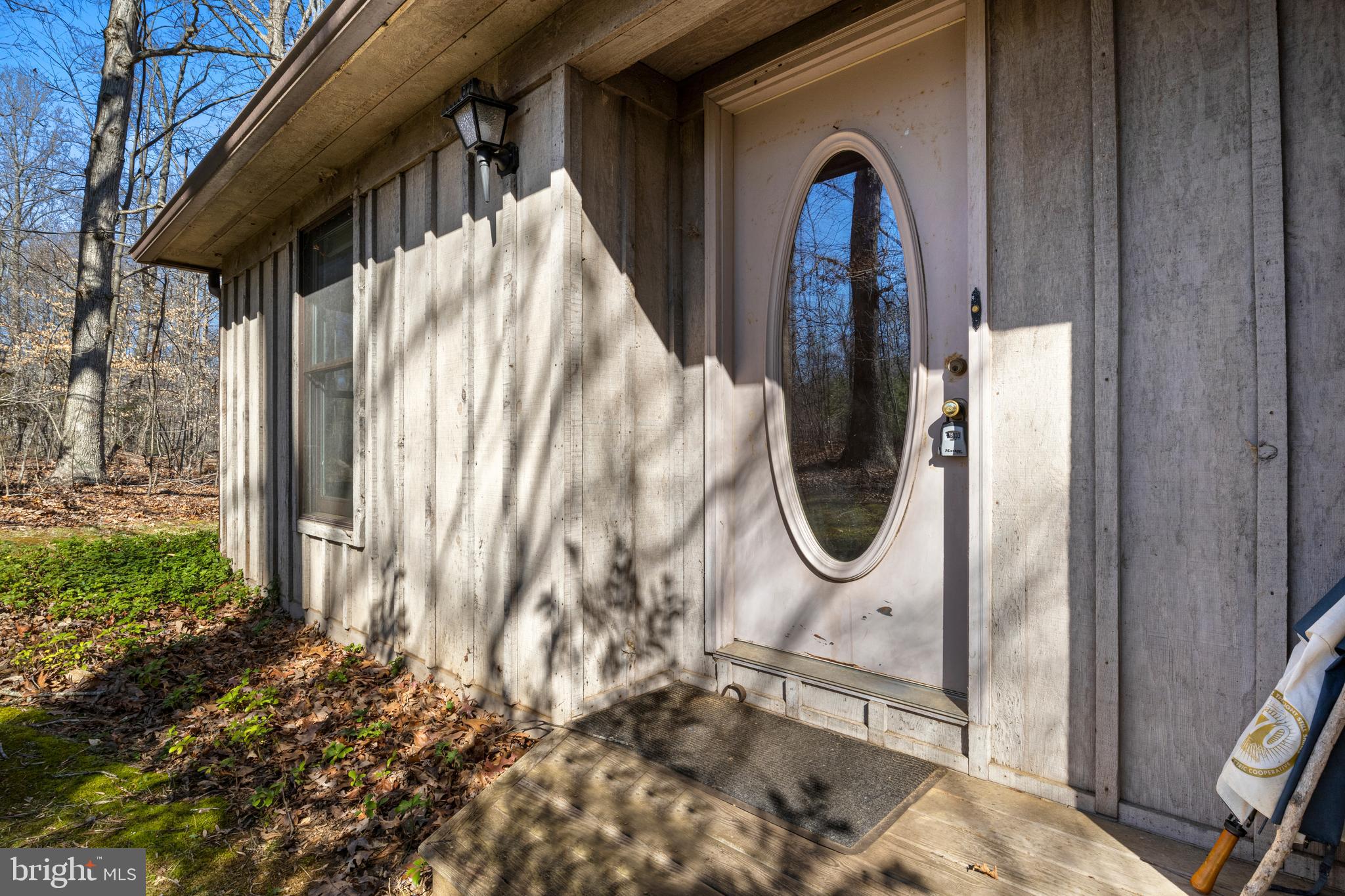 952 MEANDER RUN ROAD