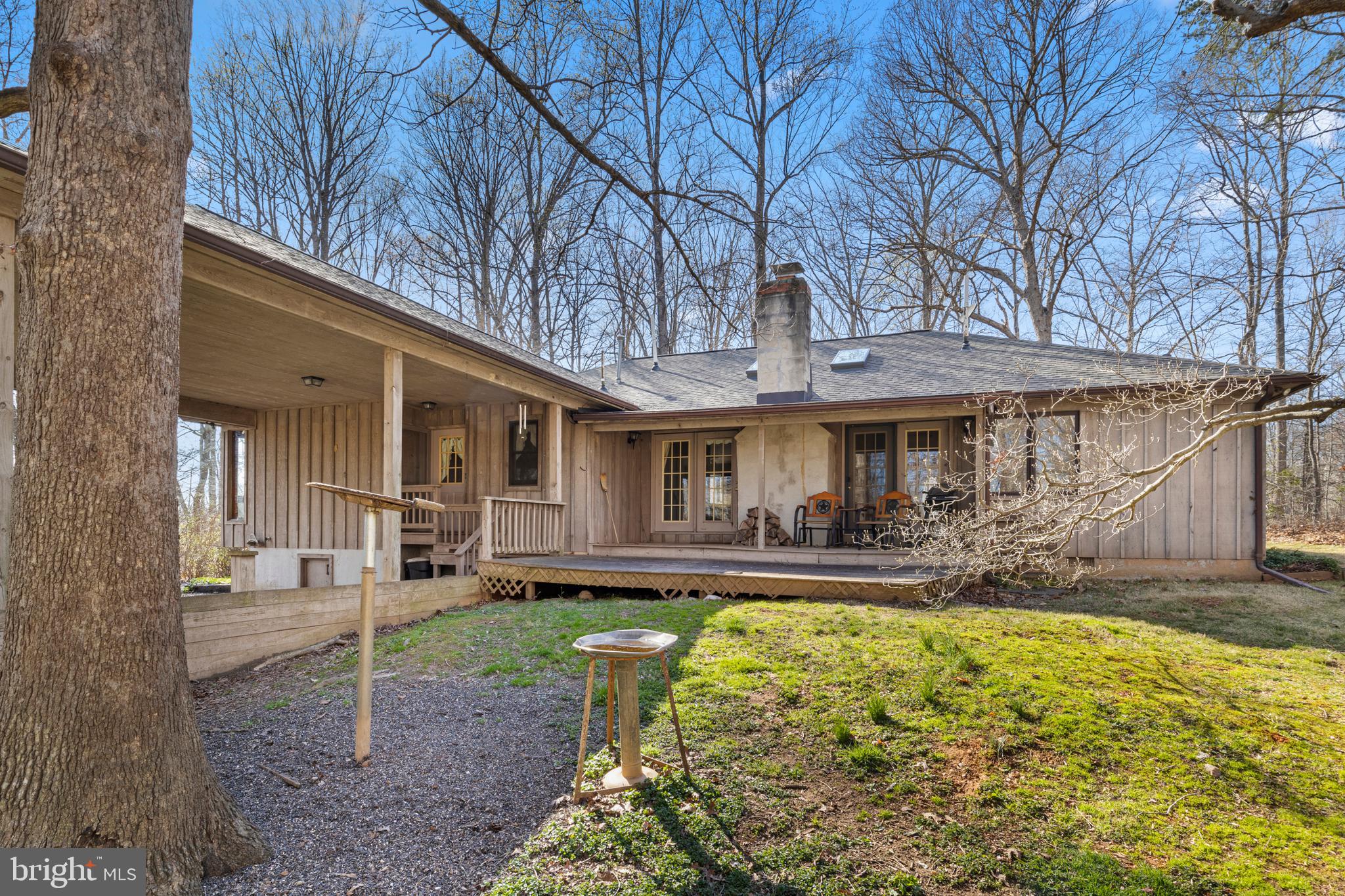 952 MEANDER RUN ROAD