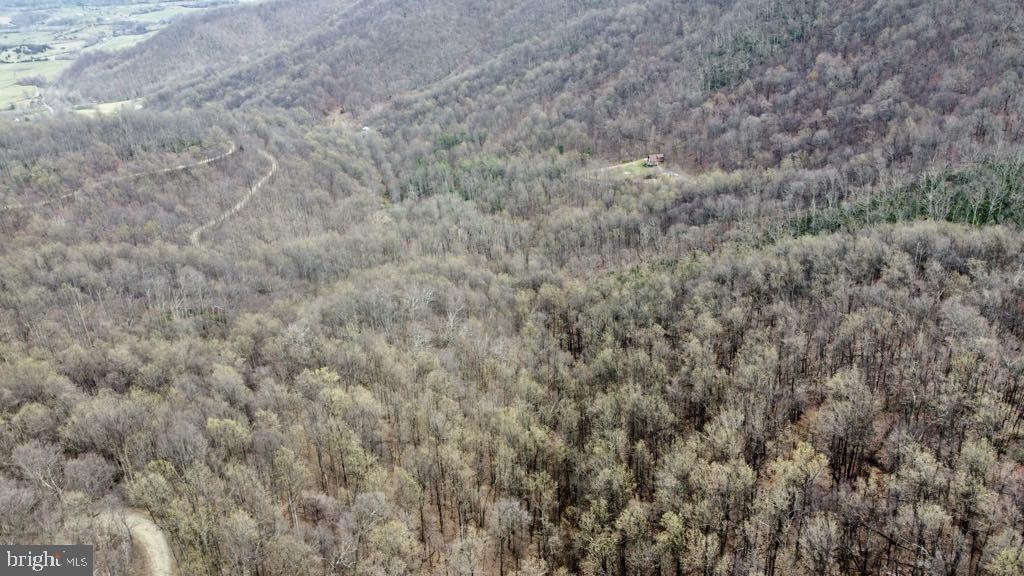 QUAKER RUN ROAD