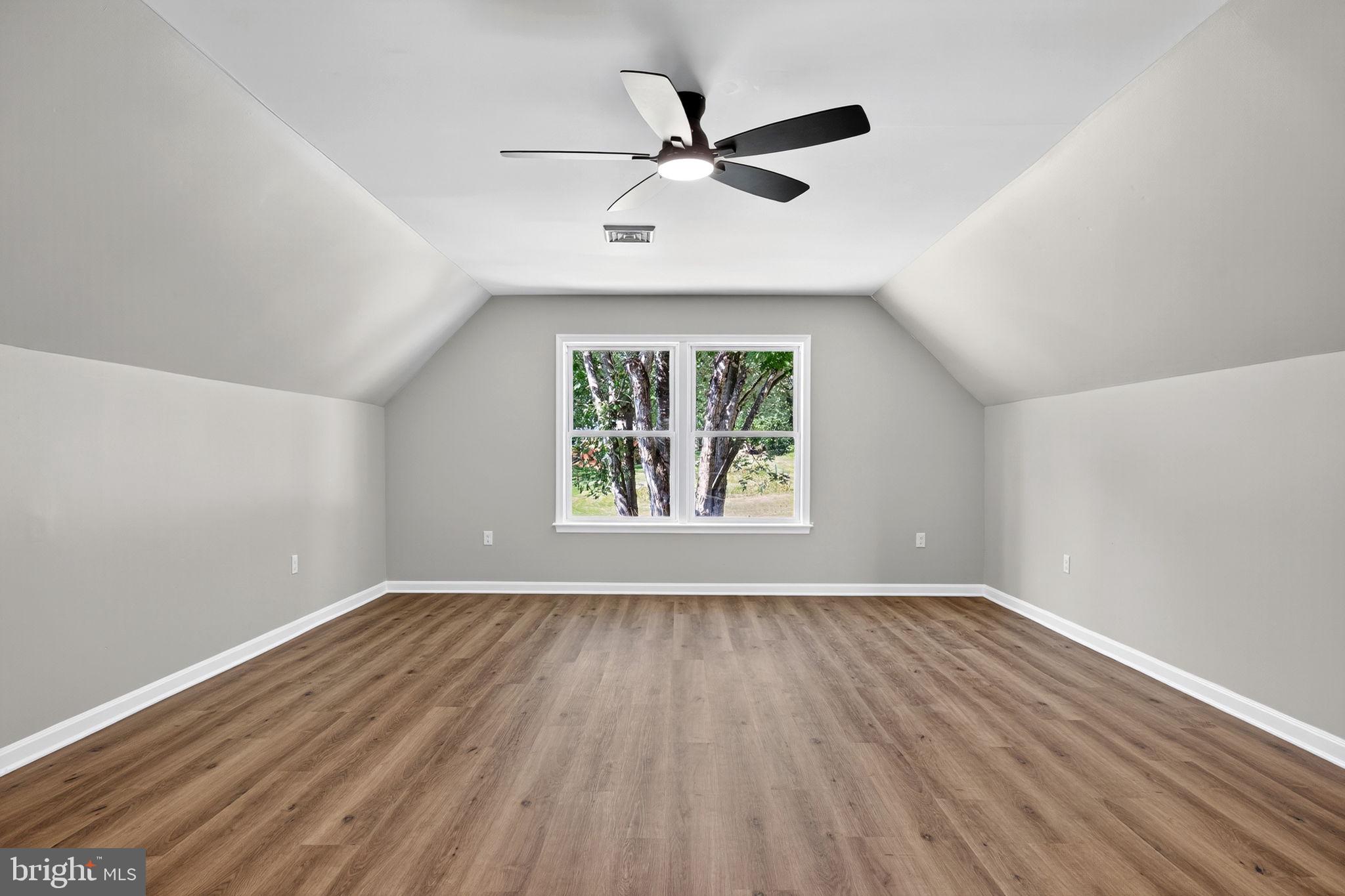 3057 OAK PARK