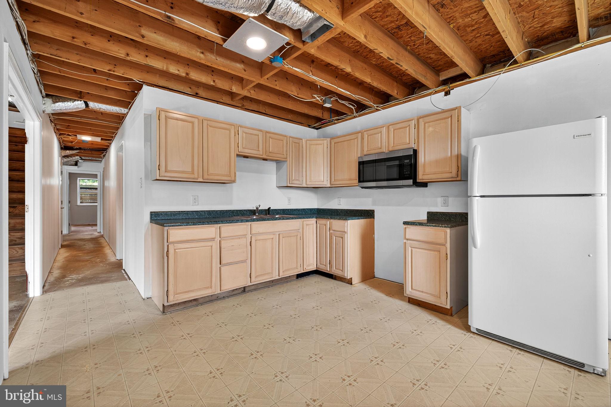 3057 OAK PARK