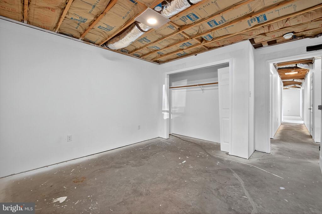 3057 OAK PARK