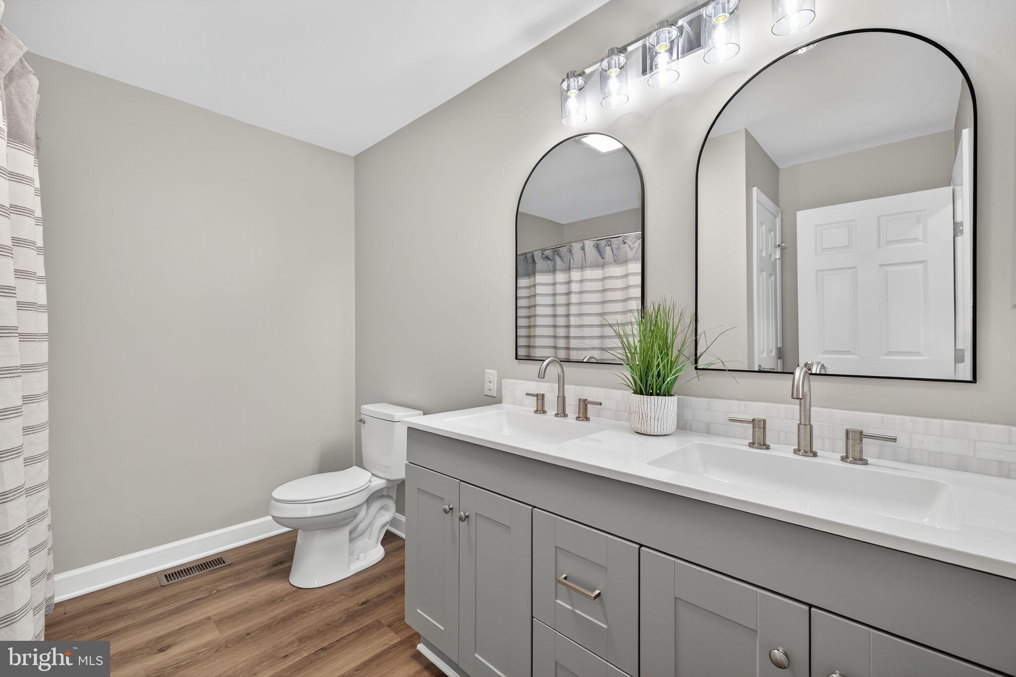 3057 OAK PARK