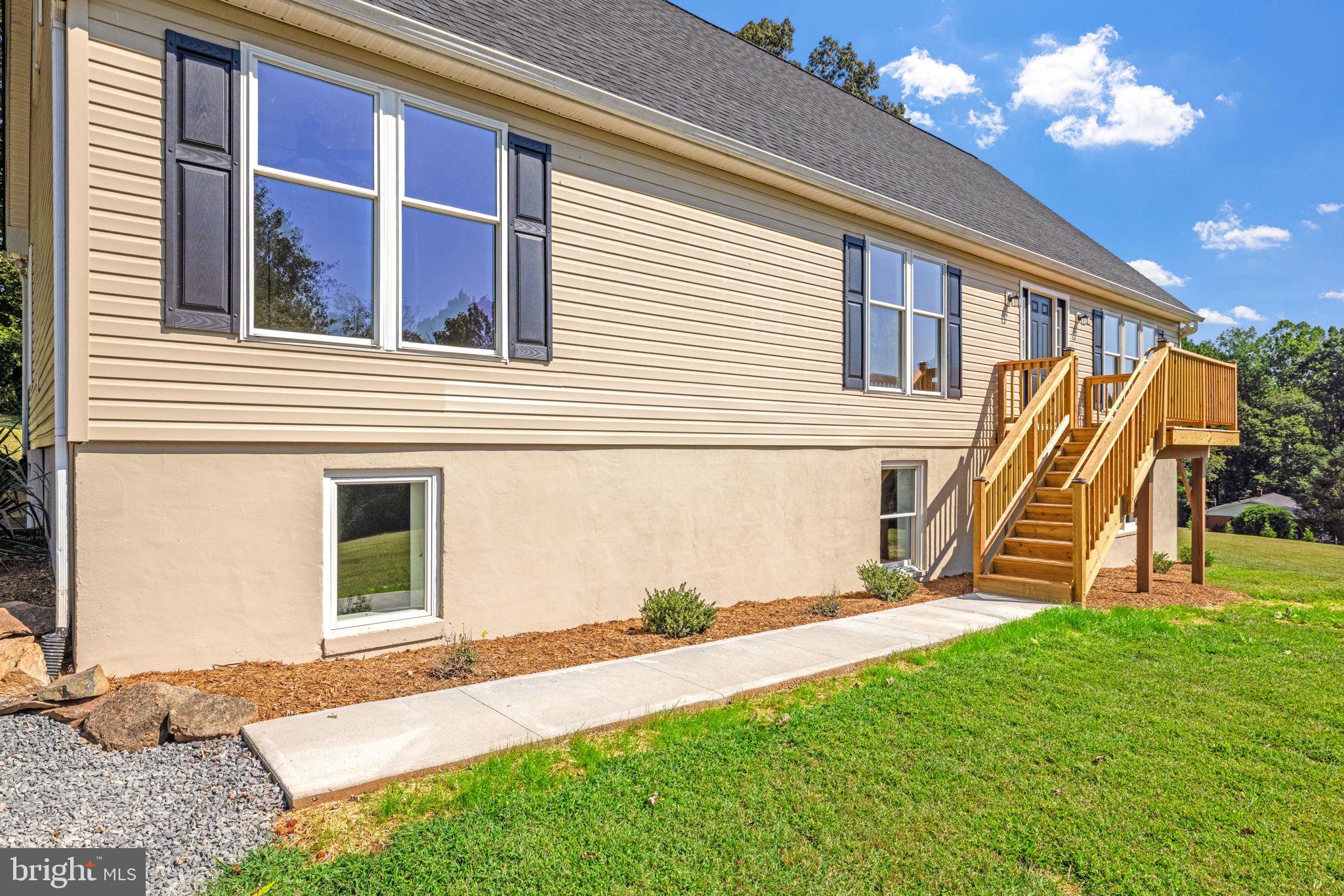 3057 OAK PARK
