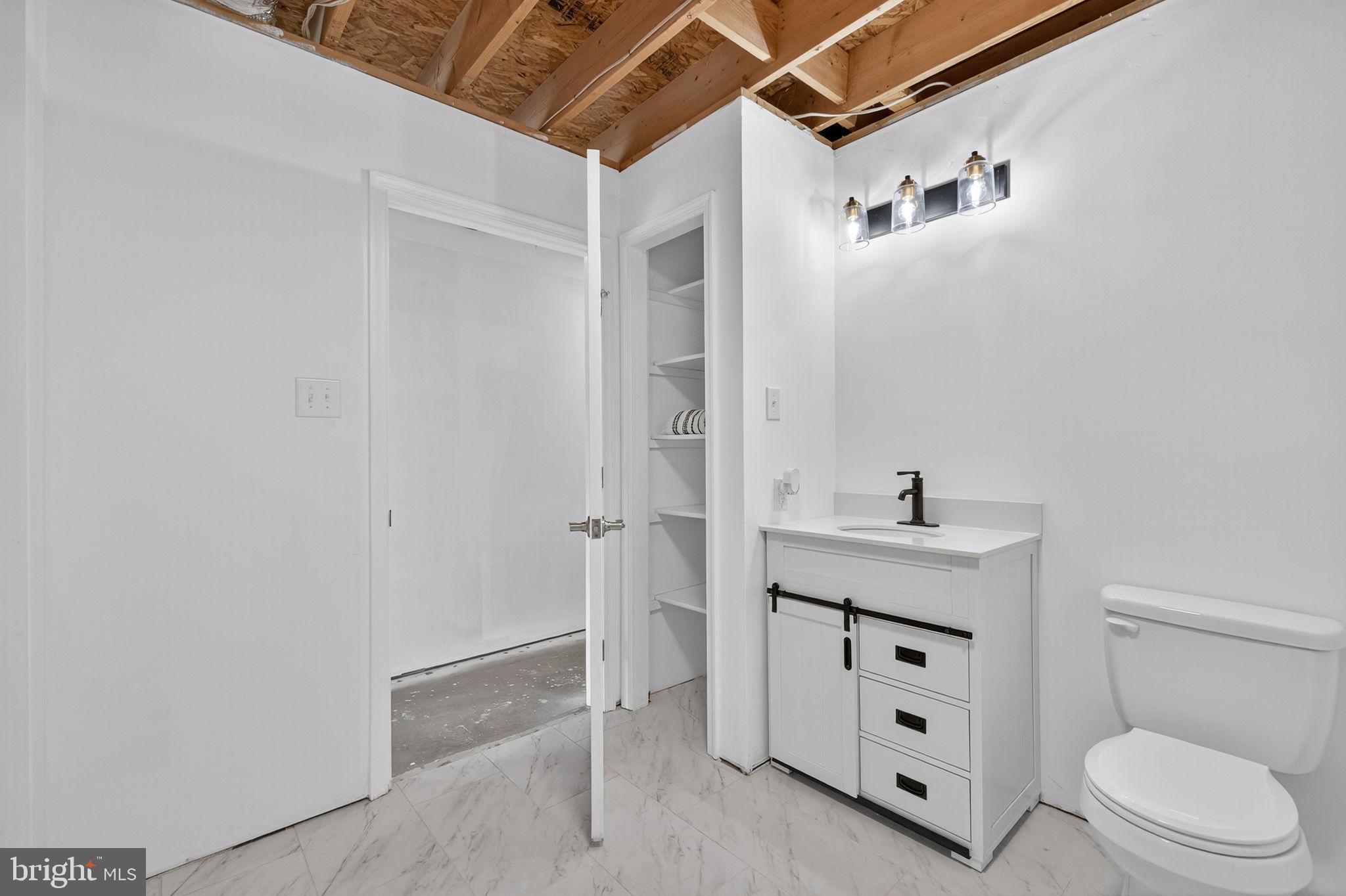 3057 OAK PARK