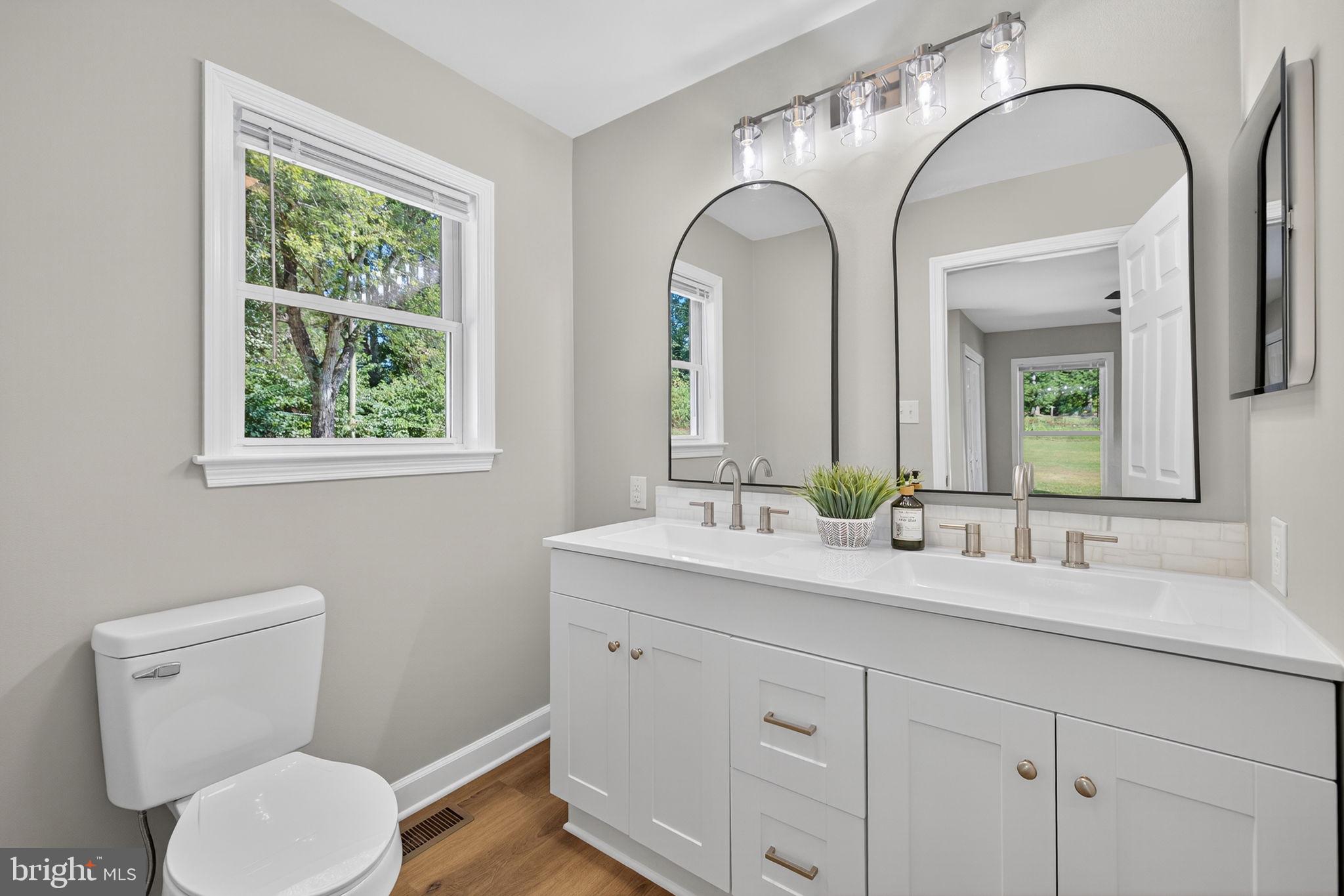 3057 OAK PARK