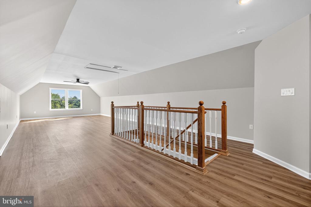 3057 OAK PARK
