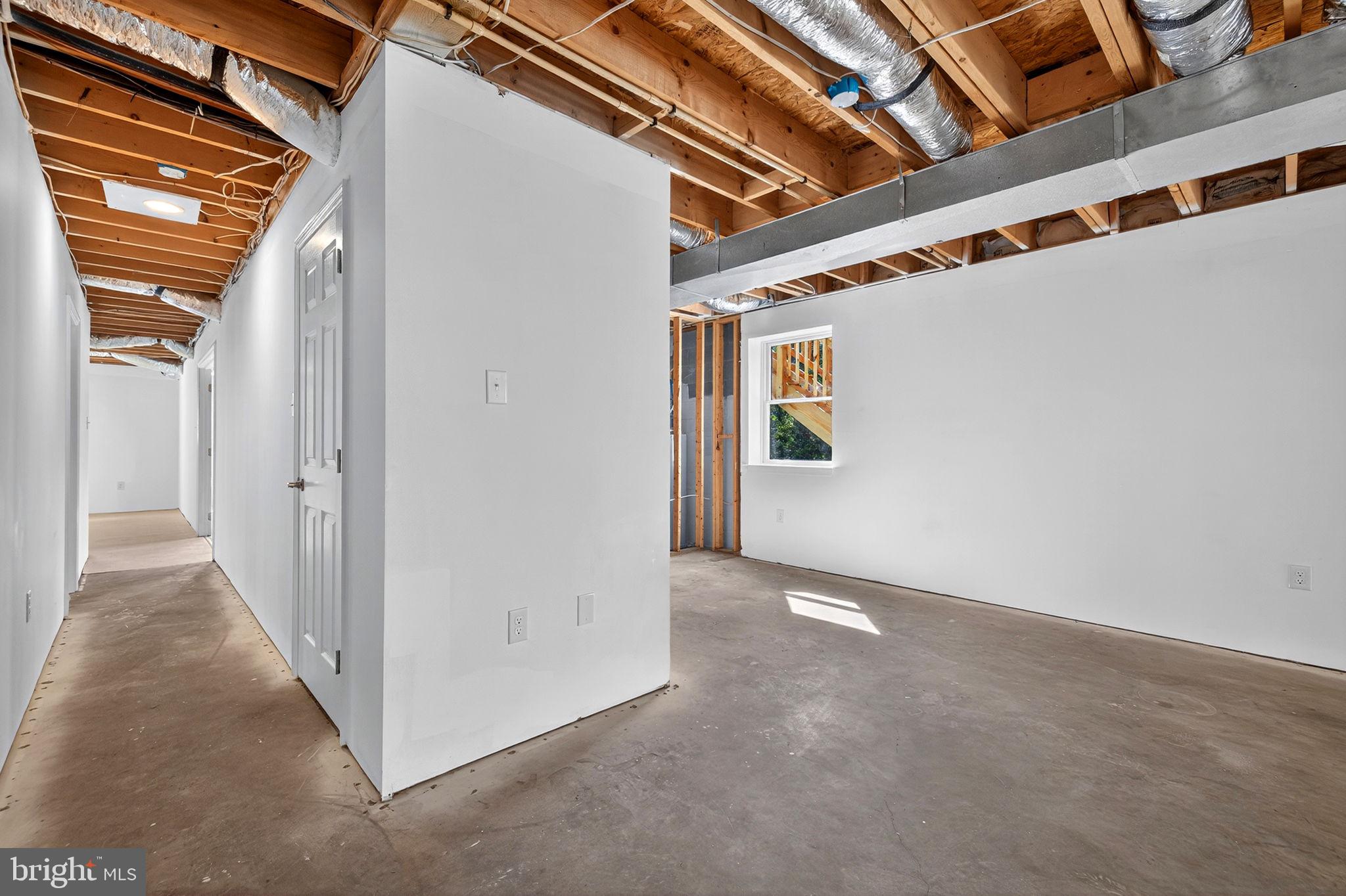 3057 OAK PARK