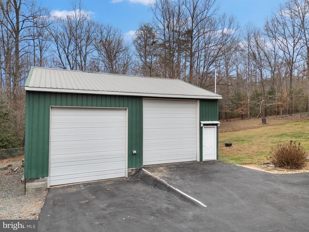 1167 COVERED BRIDGE