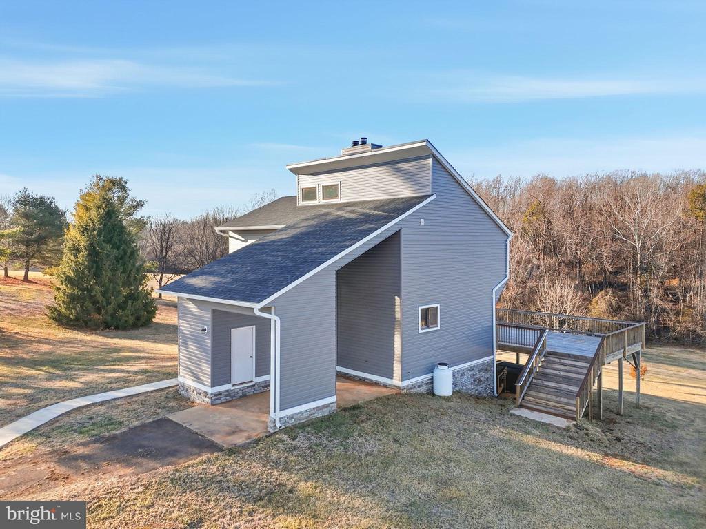135 FREYS FORD LANE