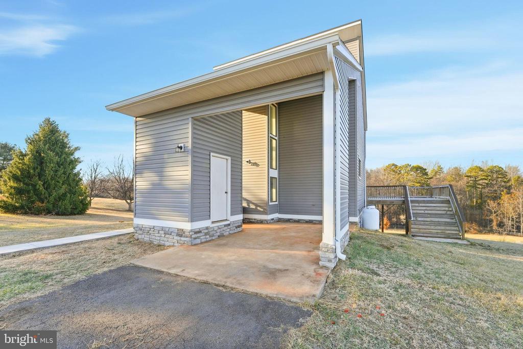 135 FREYS FORD LANE