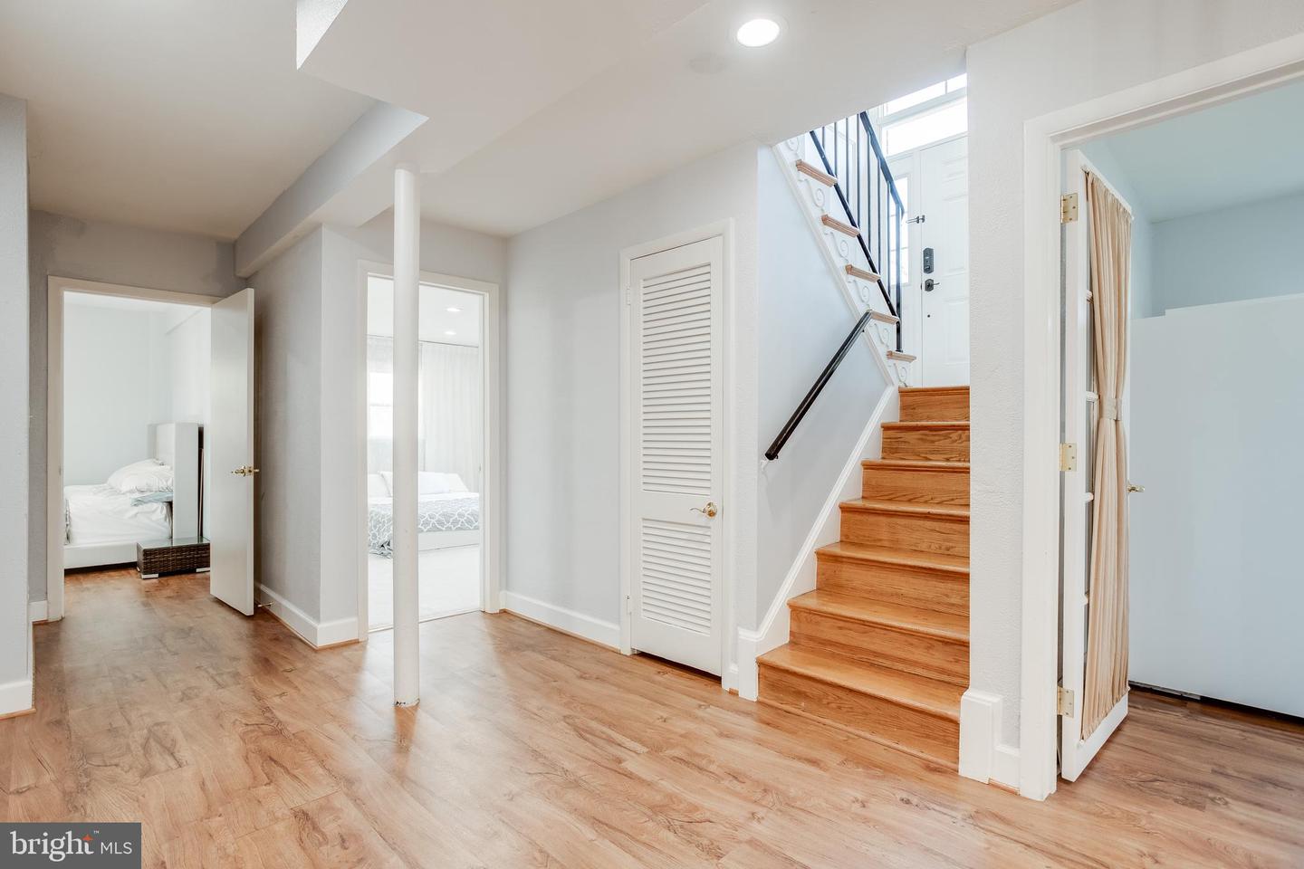 9012 Longstreet DRIVE