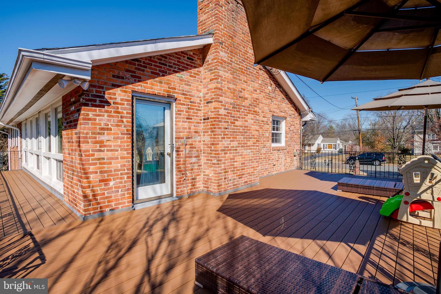9012 Longstreet DRIVE
