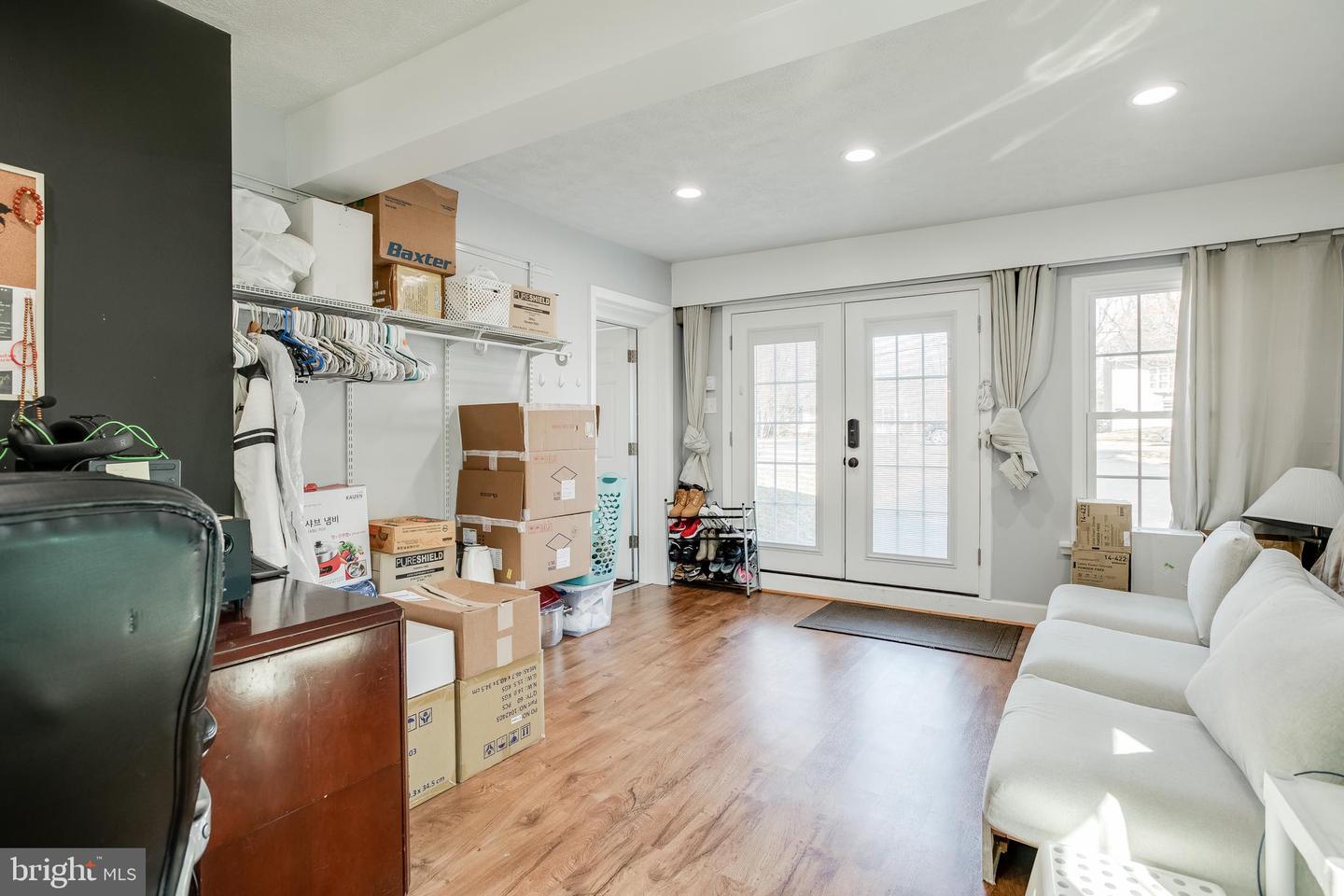 9012 Longstreet DRIVE